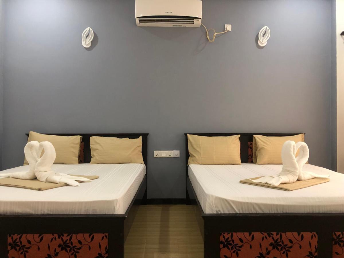 Canal'S Edge Negombo Exterior photo